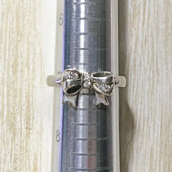 AUTHENTIC BLOOM NYC STERLING SILVER DAINTY BOW & CZ ACCENT BAND RING SIZE: 7 - Picture 7 of 10